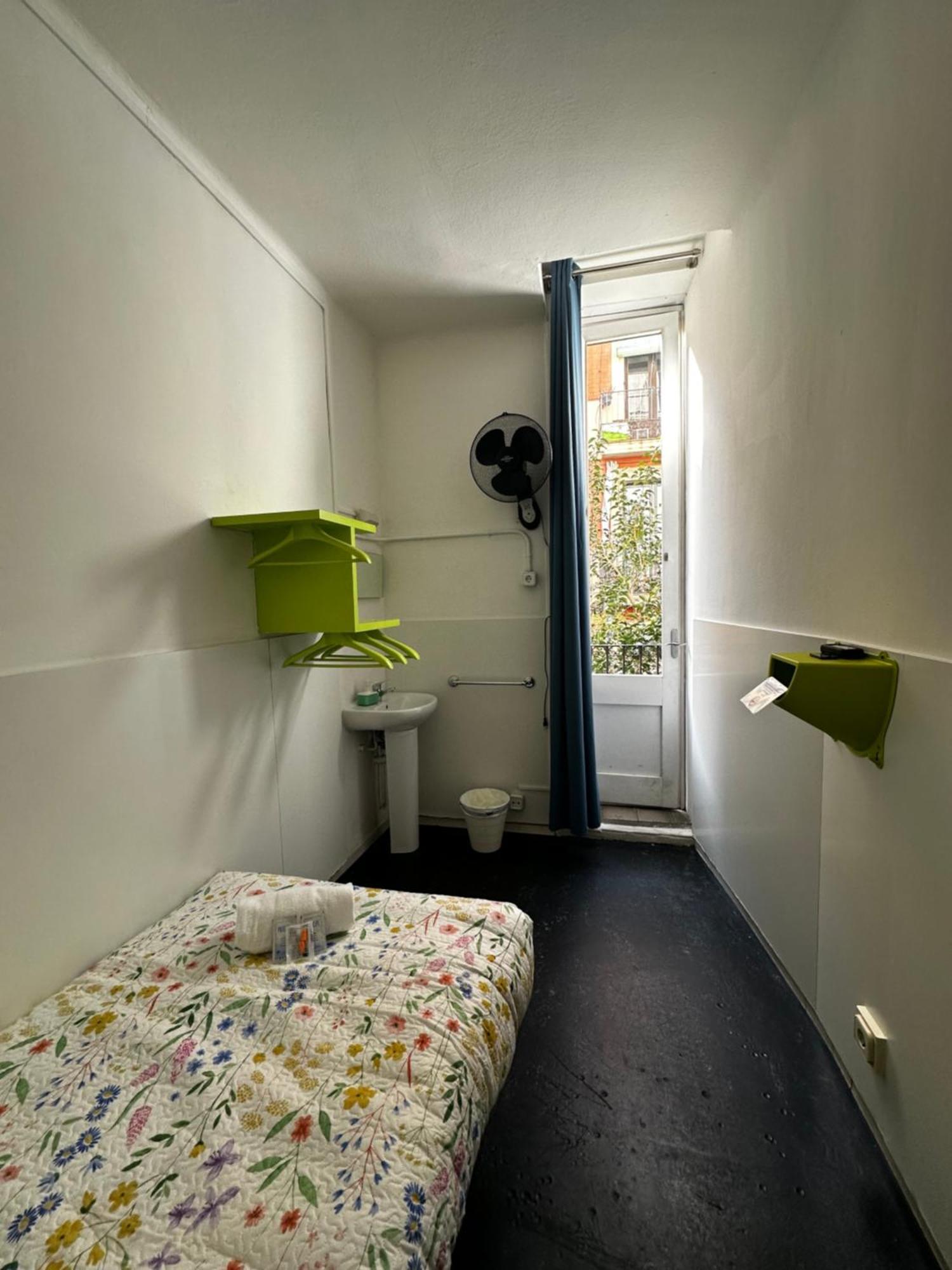 Single Room Balcony