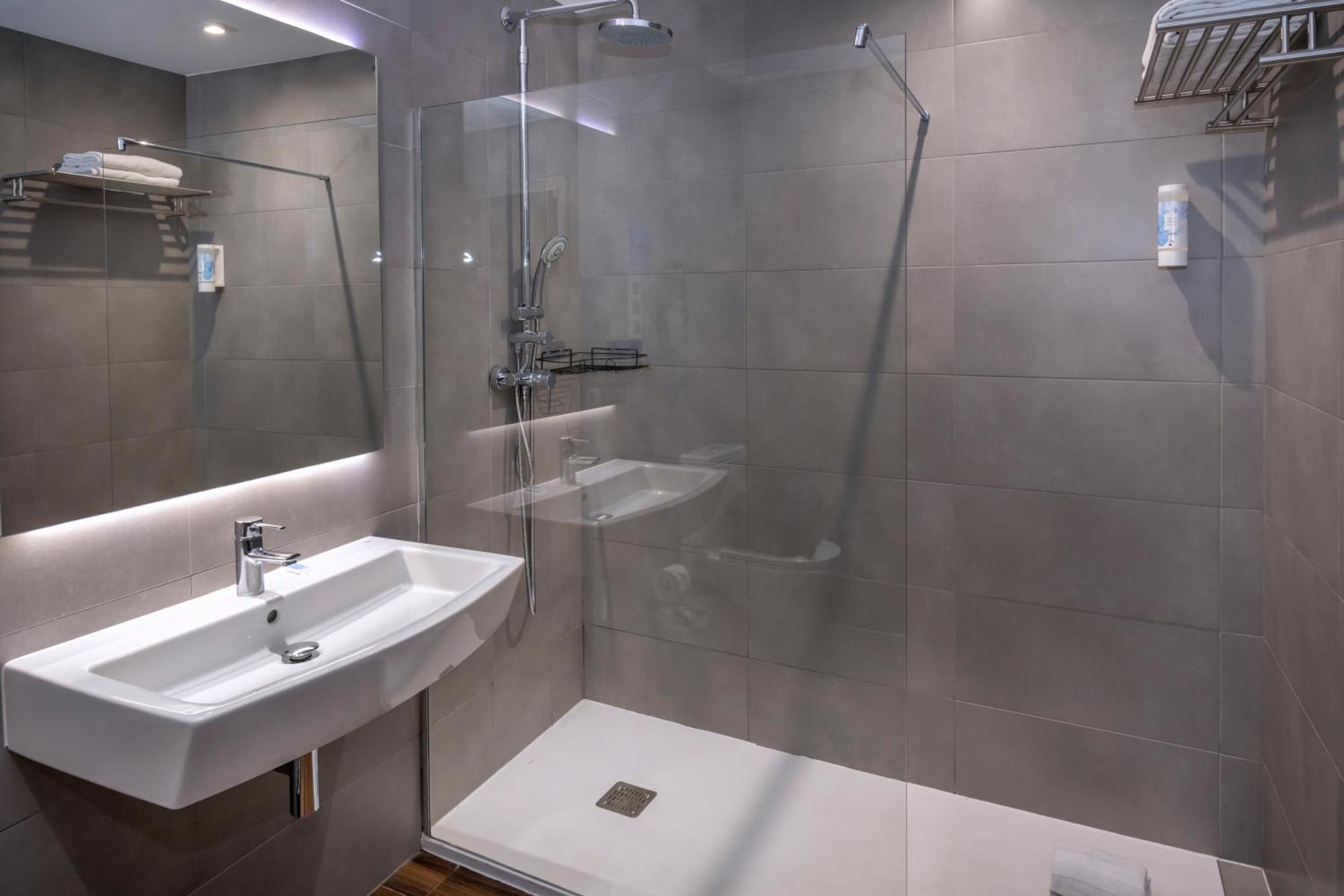 Superior Single Room