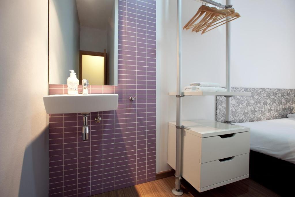 Chambre Simple avec Salle de Bains Commune