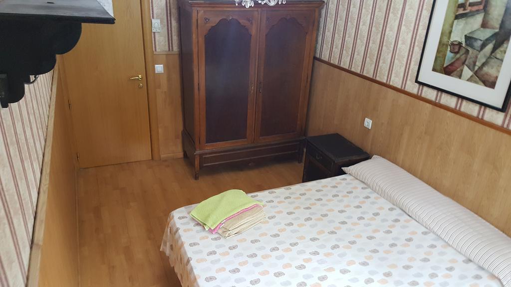 Chambre Double avec Salle de Bains Commune et Vue
