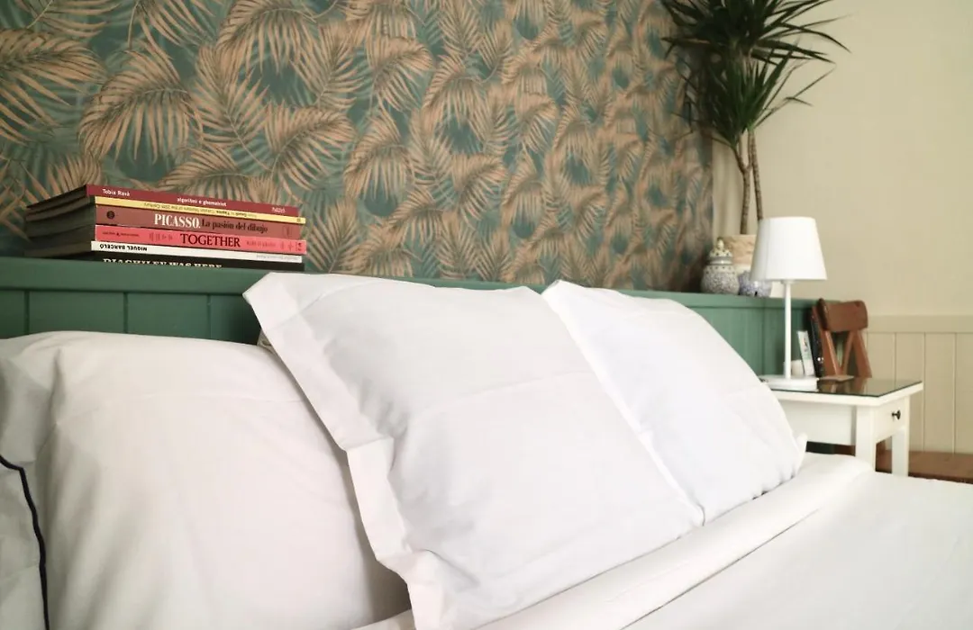 Hostal Poblenou-1