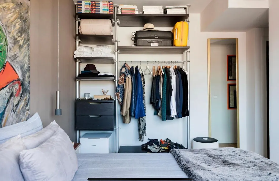 Elegant Cozy Central Room In Barcelona-1