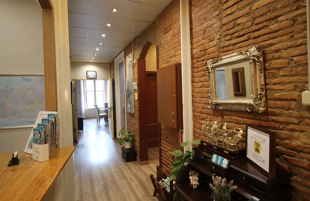Hostal Orleans-1