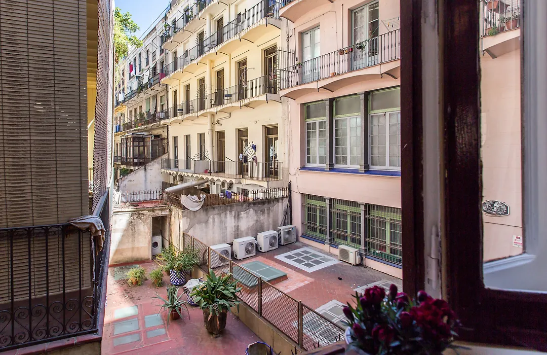 El Born Guest House By Casa Consell-1