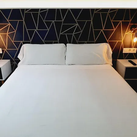 Hostal Laia By Gaiarooms-2
