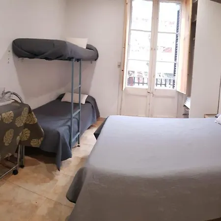 Barcelona Rooms 294-2