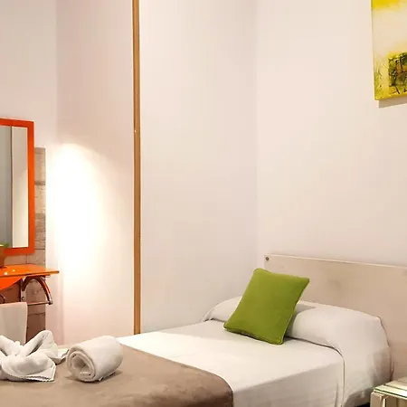 Hostal La Palmera-2