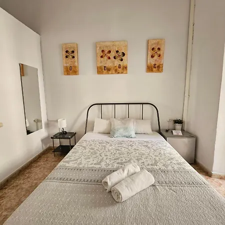 Youth Hostel - Central And Basic Drassanes-3