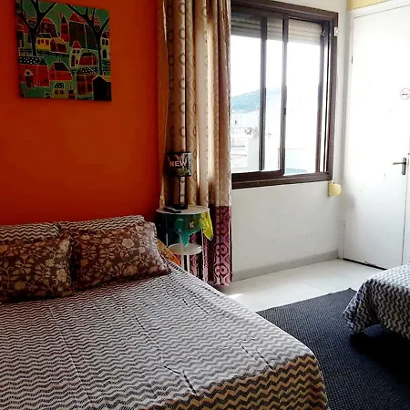 Barcelona Nice & Cozy Residencia De Estudiantes-2