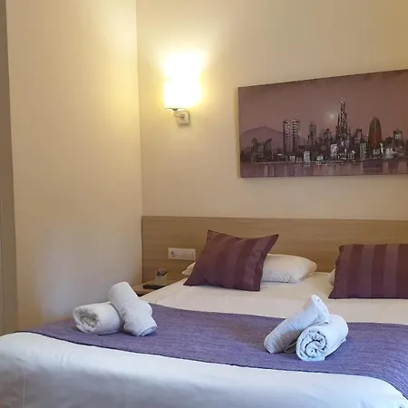 Hostal Barcelona Travel-2